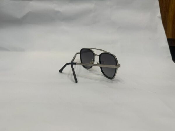 IRON MAN SUNGLASSES - Image 2